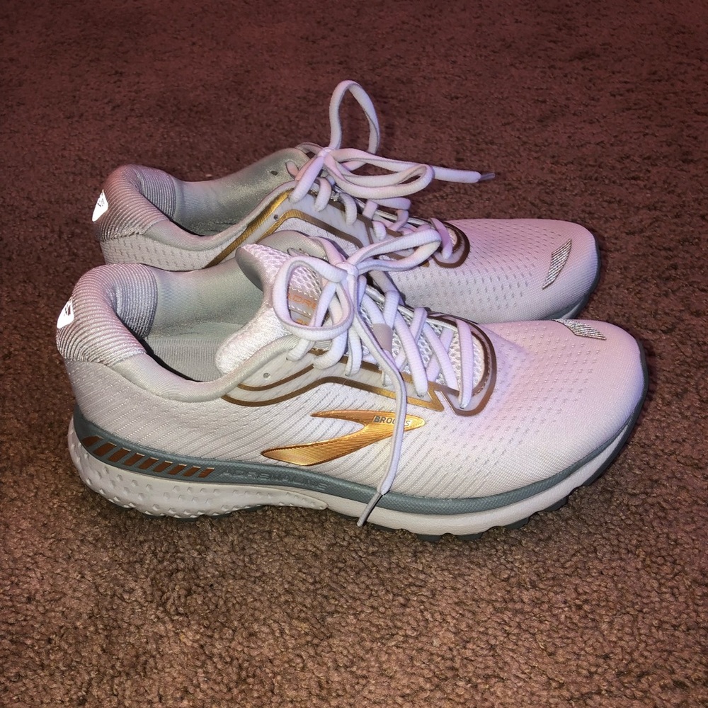 Brooks Women’s Running Shoe